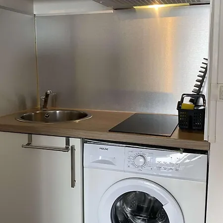 아파트 Confortable Avec Loggia Fermee, 29m², Wifi - Fr-1-553-260 바라뤽레벵즈